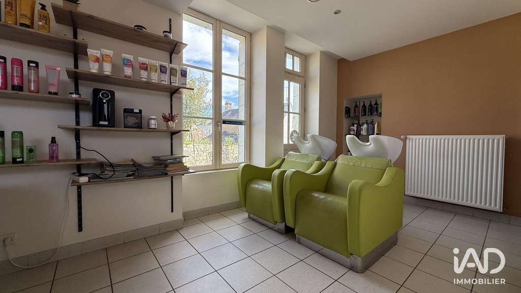 Vente local fort potentiel au Vieil-Baugé