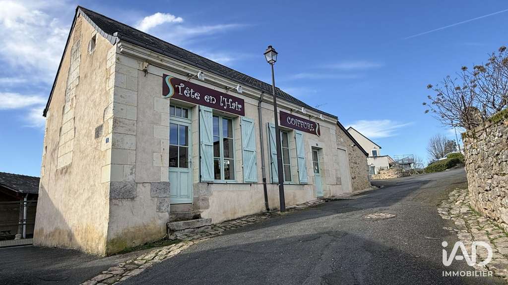Vente local fort potentiel au Vieil-Baugé