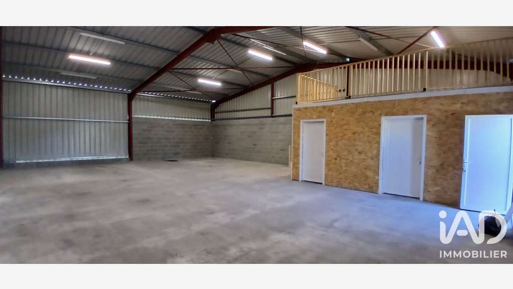 Vente local professionnel de 192m² aux Herbiers