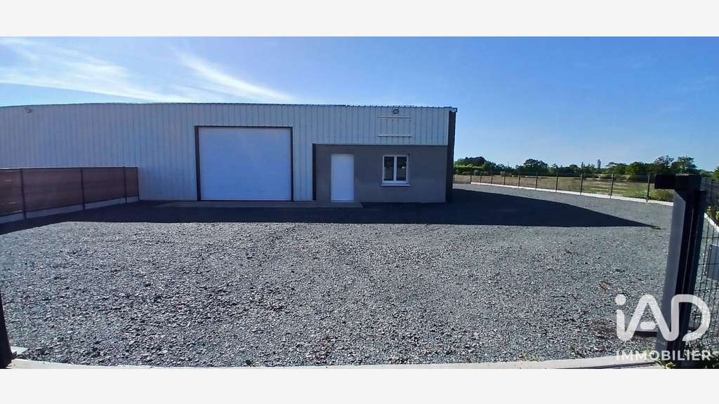 Vente local professionnel de 192m² aux Herbiers