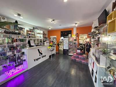 Vente pas de porte loué empl N°1 à Longjumeau