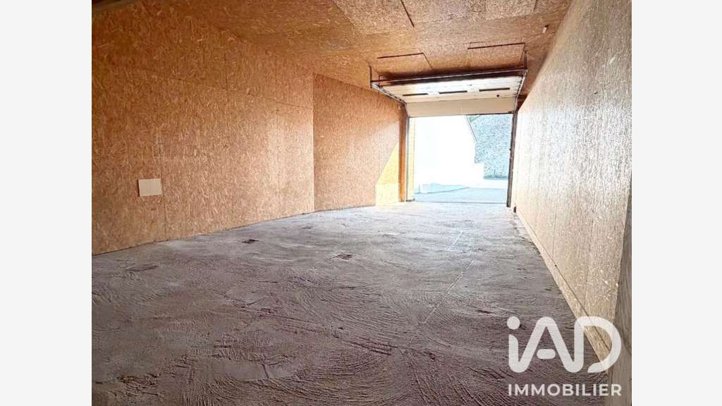 Vente local stockage de 57m² à Chalons-du-Maine