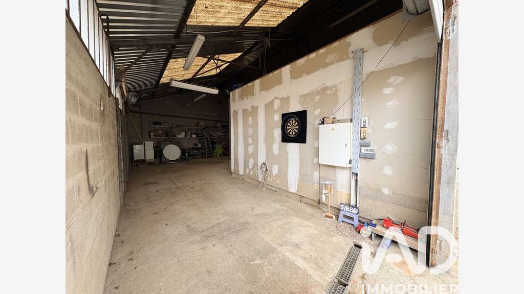Vente atelier 70m² + appart à Maisoncelles-en-Brie