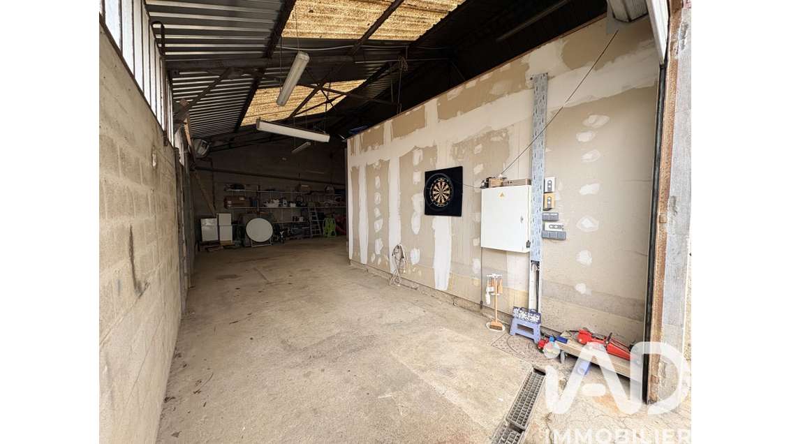 Vente atelier 70m² + appart à Maisoncelles-en-Brie