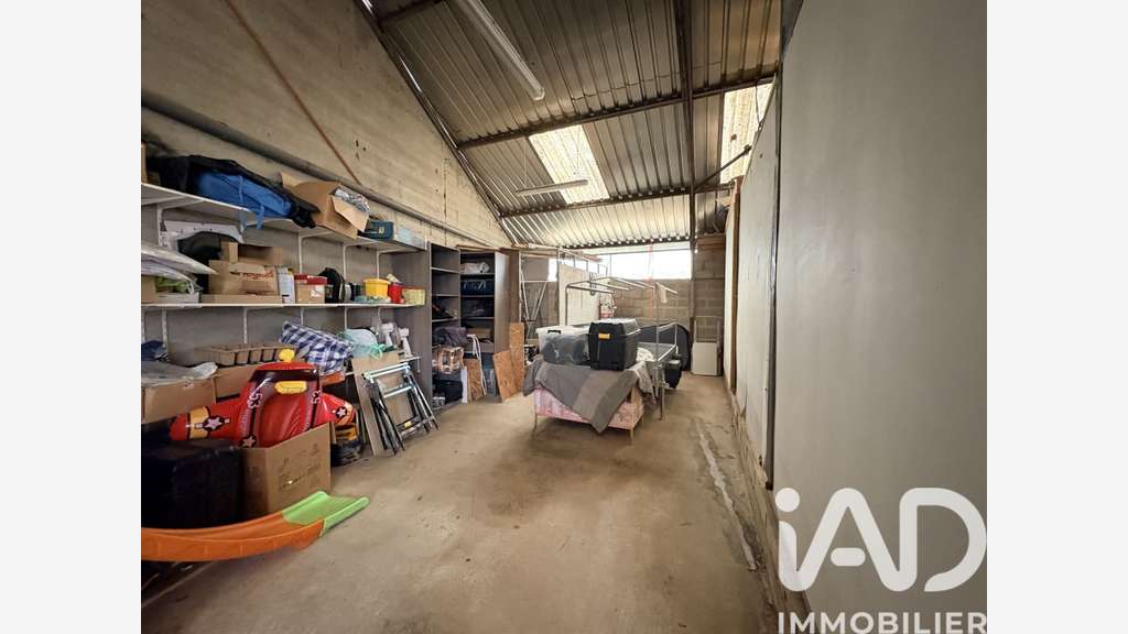 Vente atelier 70m² + appart à Maisoncelles-en-Brie