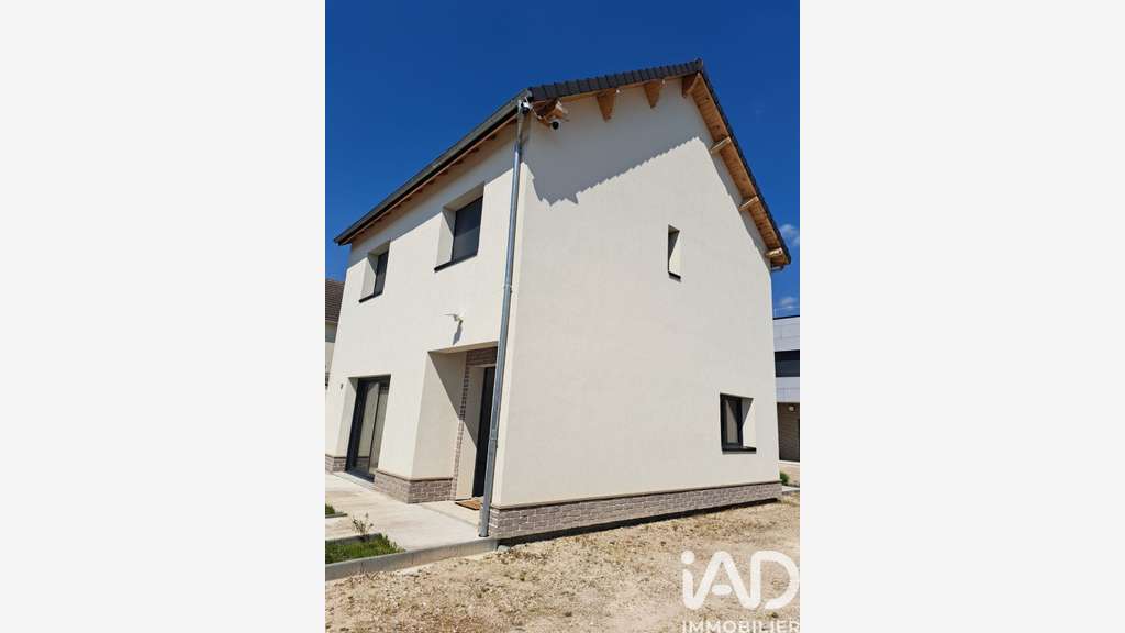 Vente local activité + habitation à Meaux