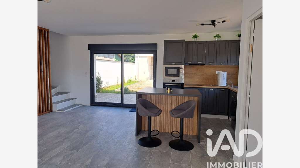 Vente local activité + habitation à Meaux