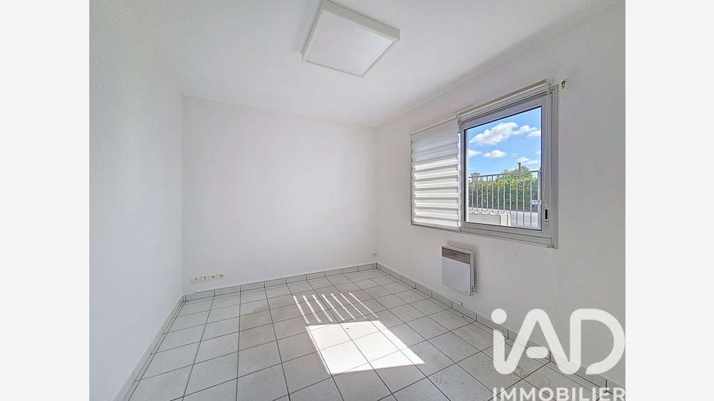 Vente bâtiment 1080m² sur 8000m² à Mozé-sur-Louet