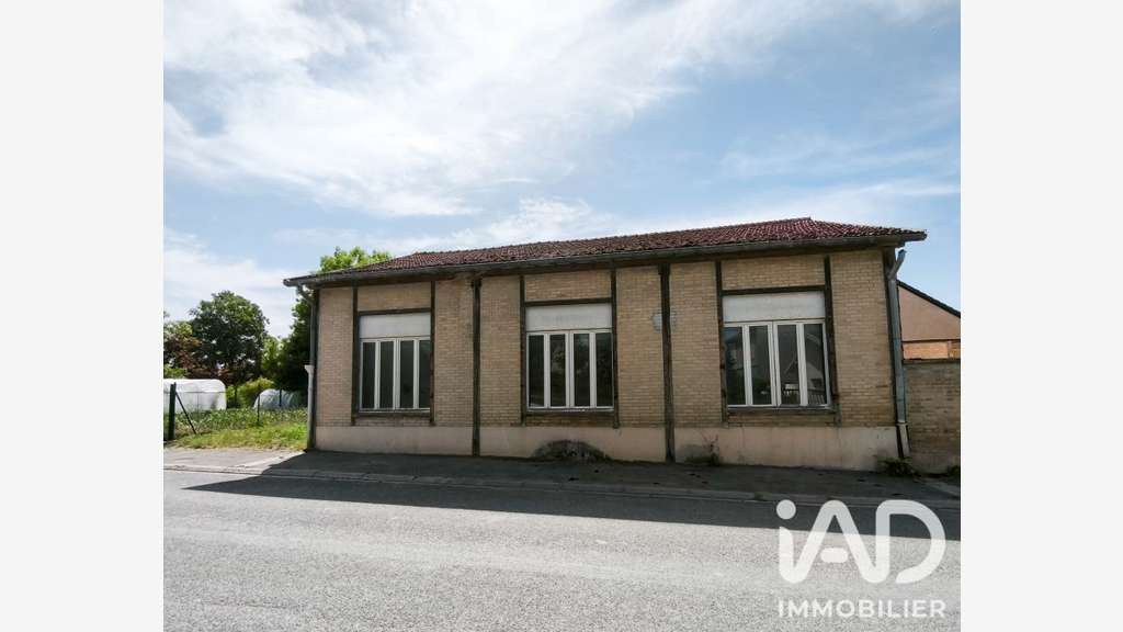 Vente Bâtiment indépendant de 124m² à Neuflize