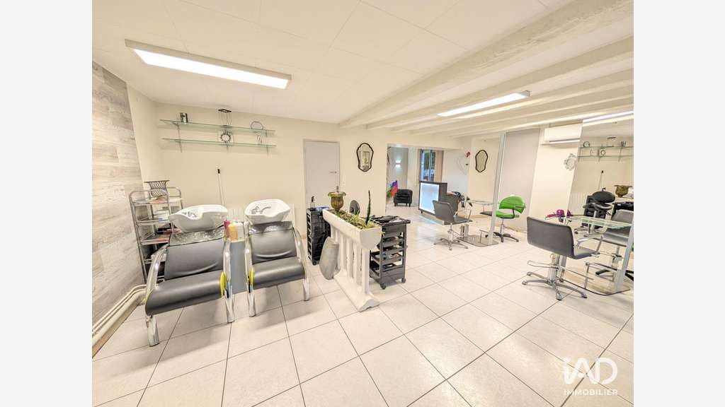 Vente local commercial 52m² à Persac
