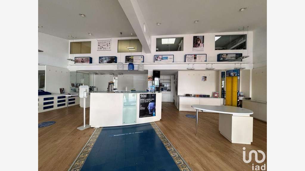 Vente boutique libre 132m² à Poitiers