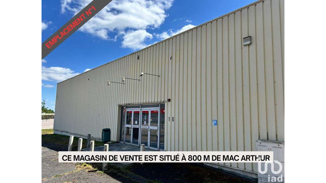 Vente locaux 1000m² à Pont Sainte Marie