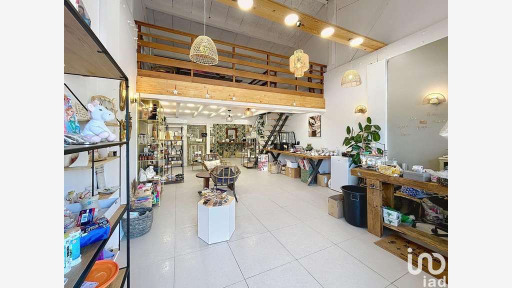 Droit au bail boutique 27m² à Porticcio centre