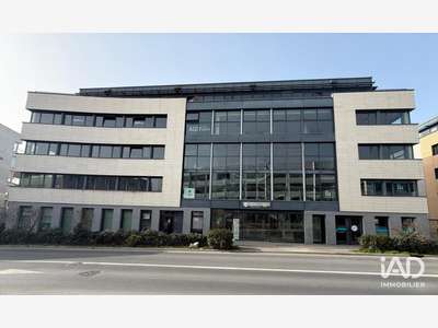 Vente bureaux 222m² à Reims Clairmarais