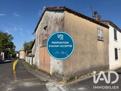 Vente local de stockage 38m² au centre de Rouillac