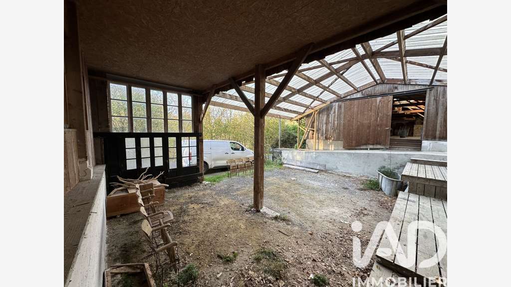 Vente ens artisanal à Saint-Quentin-sur-le-Homme