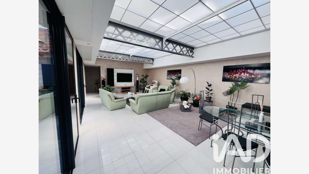 Vente loft atypique 295m² centre de Sainte-Savine