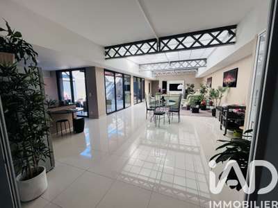 Vente loft atypique 295m² centre de Sainte-Savine