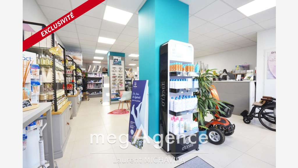 AV local commercial 103m² Valras-Plage axe pass.