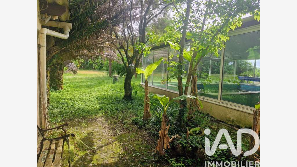 Vente ancienne menuiserie de 145m² à Saubrigues