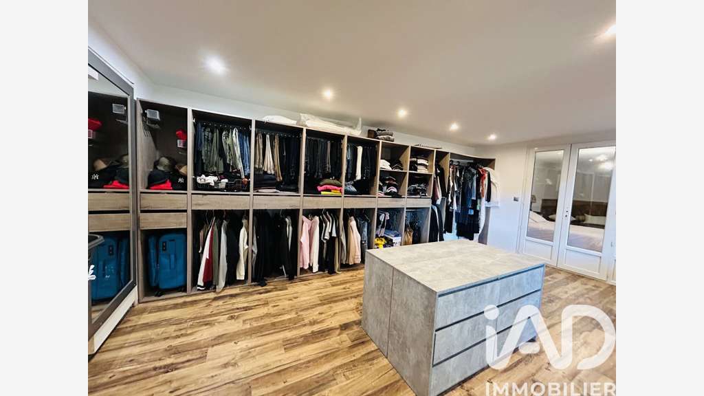 Vente loft style industriel 288m² à Tarbes