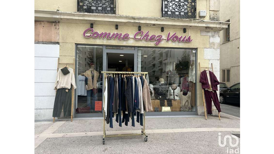 DAB local polyvalent 48m² axe passant à Toulon