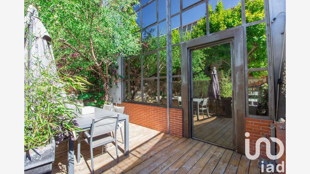 Vente superbe loft 153m² sur les hauteurs à Toulon