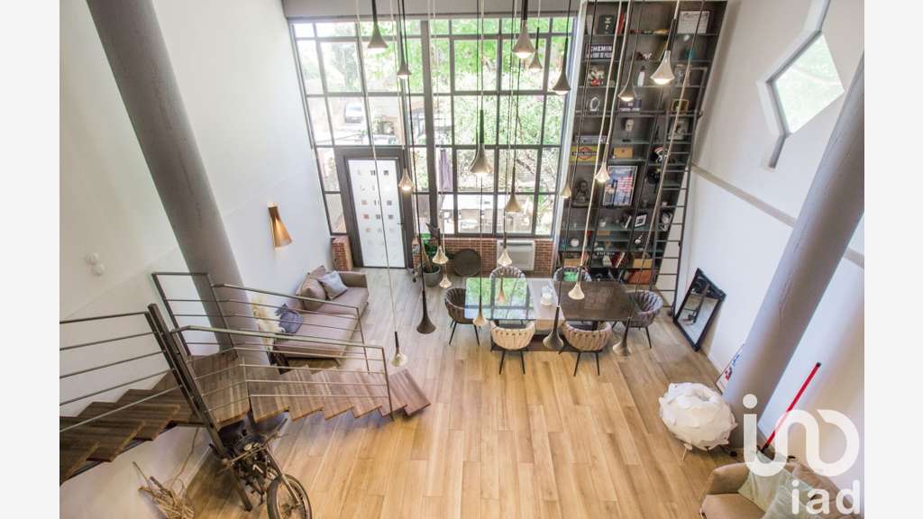 Vente superbe loft 153m² sur les hauteurs à Toulon