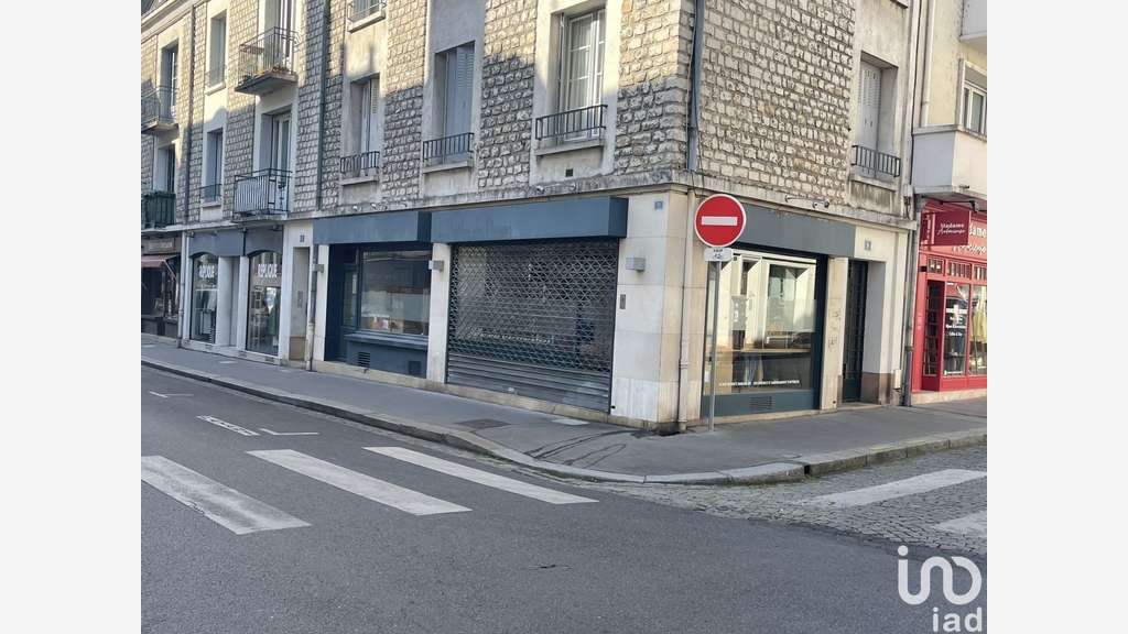 Vente local commercial d’angle 36m² à Tours centre