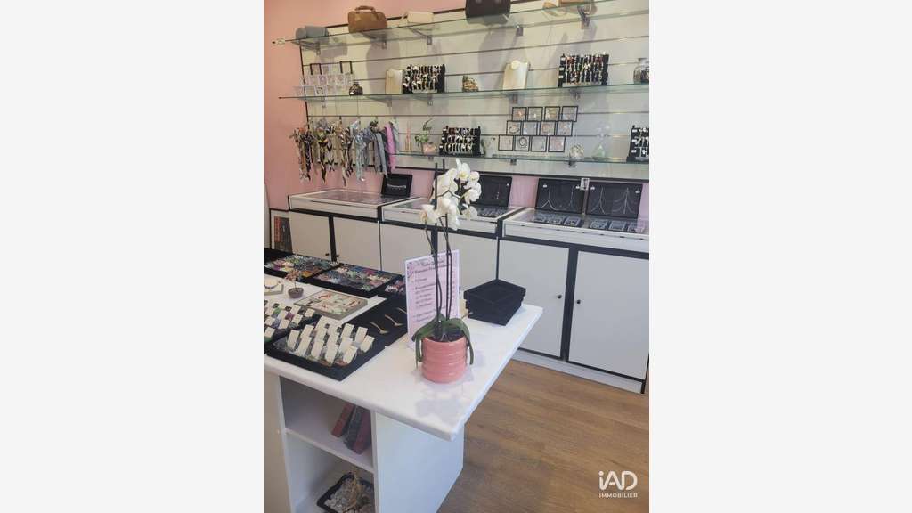 Vente local commercial 30m² refait à neuf à Tours