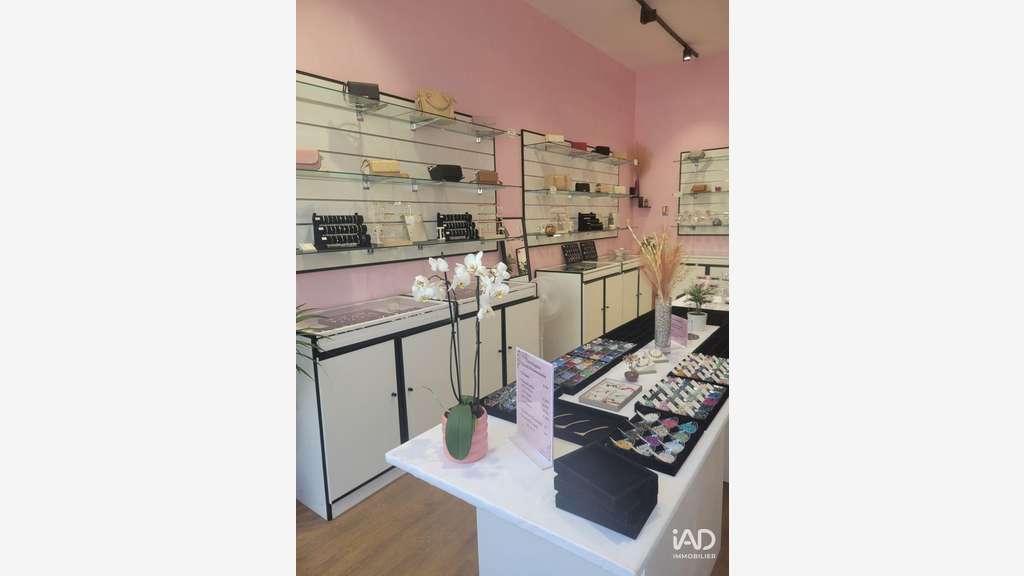 Vente local commercial 30m² refait à neuf à Tours