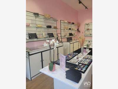 Vente local commercial 30m² refait à neuf à Tours