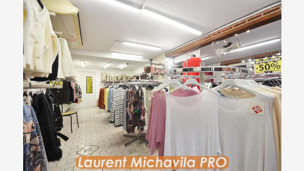 Vente local commercial + studio 113m² Valras-Plage