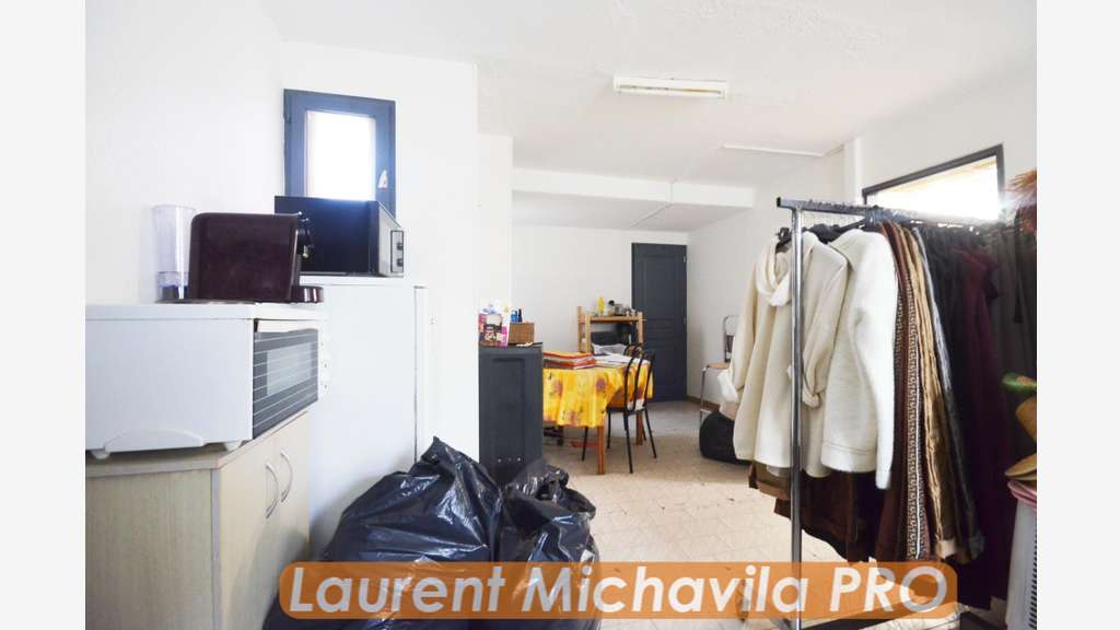 Vente local commercial + studio 113m² Valras-Plage