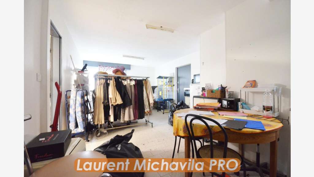 Vente local commercial + studio 113m² Valras-Plage