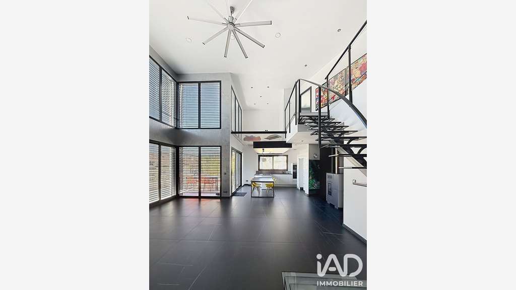 Vente Loft de 150m² à Valserhône centre ville