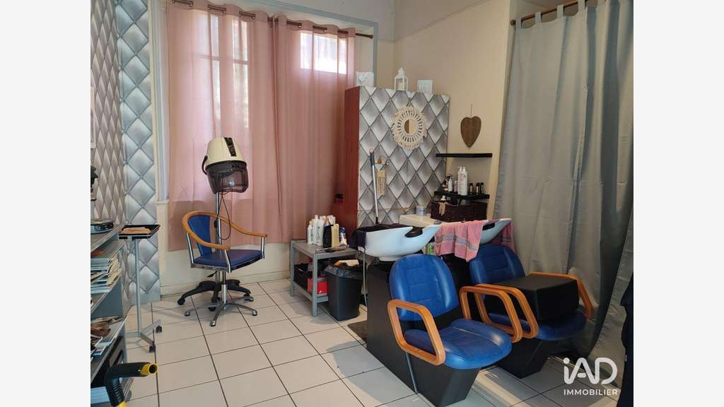 Bail tous commerces boutique 45m² à Vendôme
