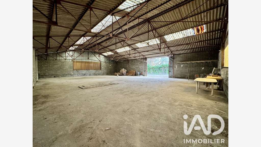 Vente Loft/atelier de 300m² prox de Vernantes