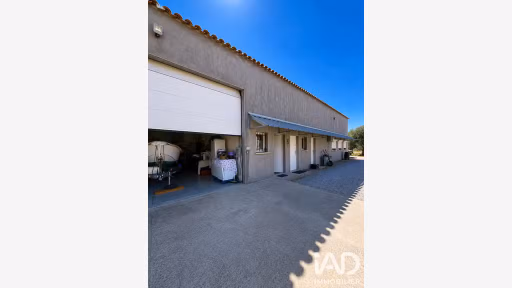 Vente hangar atelier de 223m² à Vic-la-Gardiole