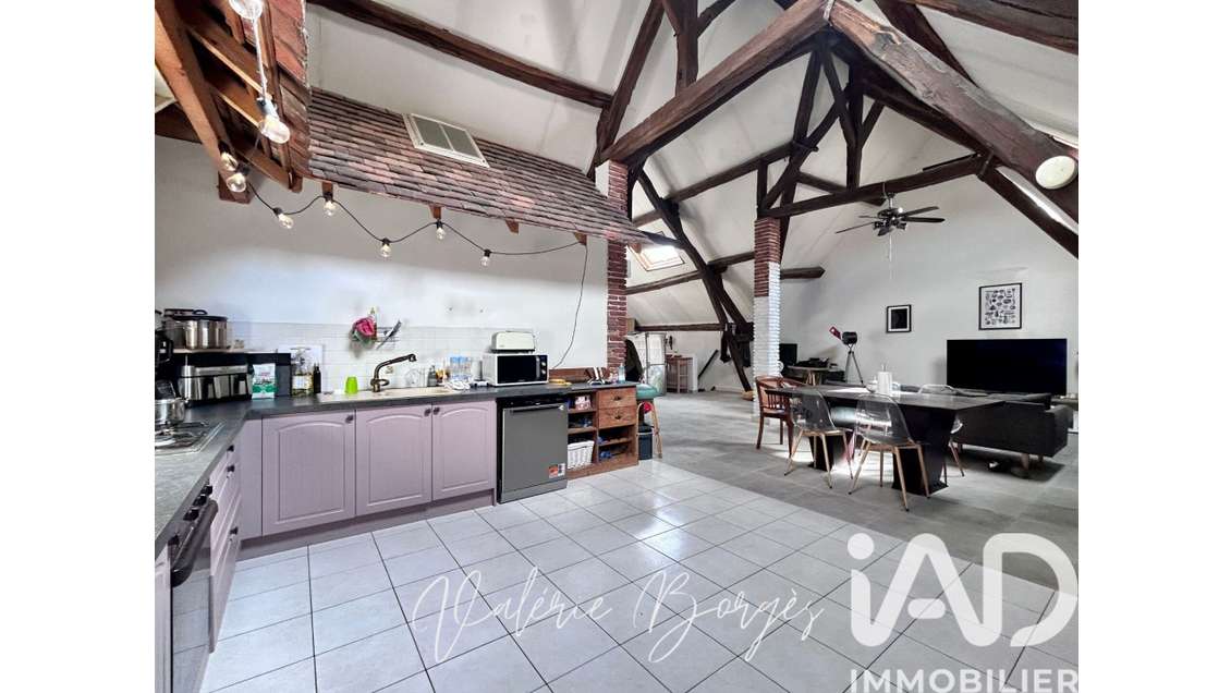 AV loft lumineux de 140m² à Villiers-sur-Morin