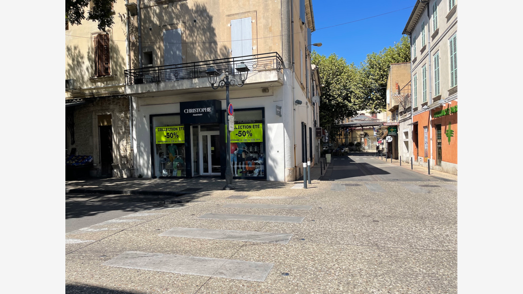 Vente boutique PAP sur avenue fréquentée Cavaillon
