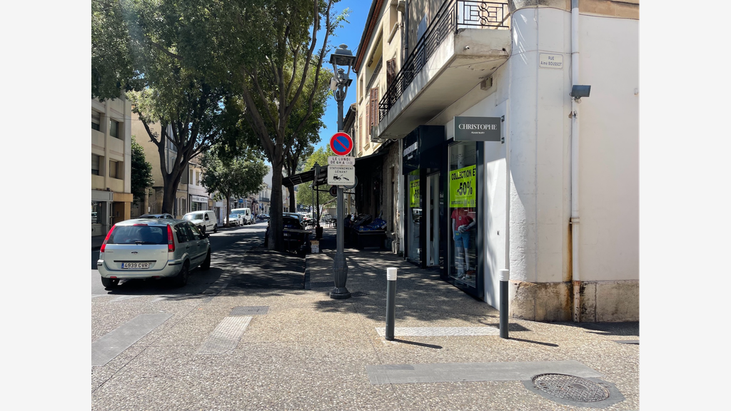 Vente boutique PAP sur avenue fréquentée Cavaillon