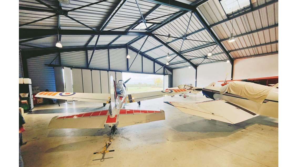 Vente hangar 400m² sur aérodrome de Tours/Sorigny