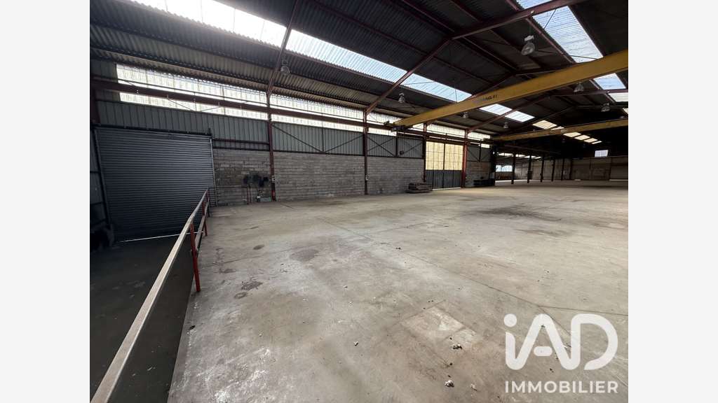 Vente hangar 2200m² sur 4250m² Beaumont-sur-Vesle