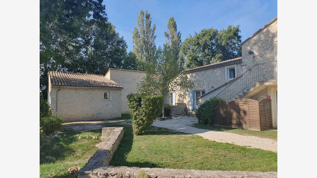 MAS HOTELIER SECTEUR GRIGNAN