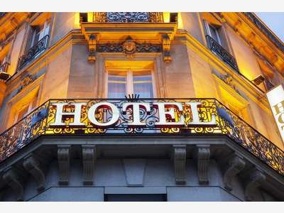 Vente murs hôtel bureau 1000m² Pyrénées Orientales
