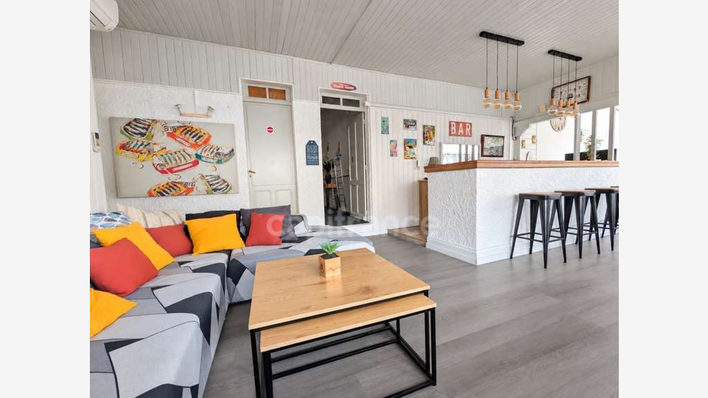 AV ensemble immo gîte 7 ch 183m² à Ronce-les-Bains