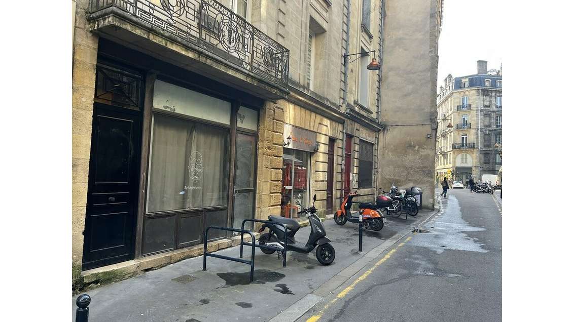 AV murs libres 20m² et cave Bordeaux Saint-Pierre