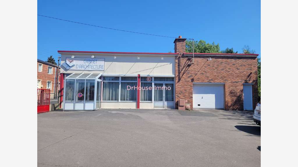 Vente immeuble bureaux en plain pied à Auchel