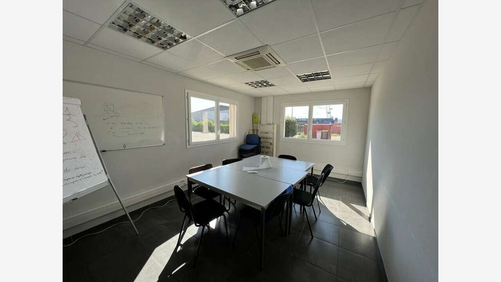Vente bureaux 574m² à Valence Sud ZA de Clairac